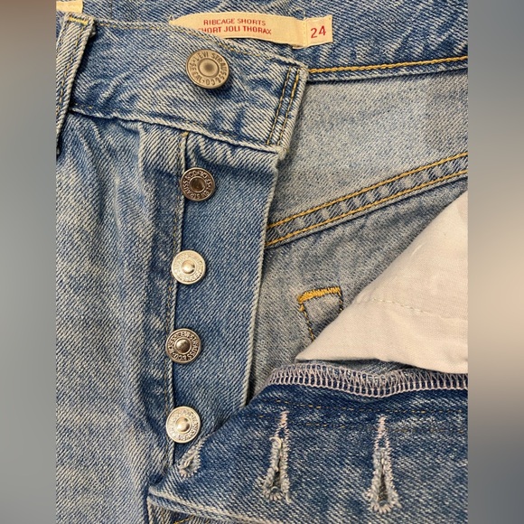 Levi’s Ribcage Jean Shorts Size 24 - Picture 6 of 8